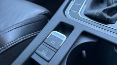 Volkswagen Passat 2.0 TDI EVO SCR R-Line 5dr DSG Diesel Estate